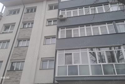 Apartament cu 4 camere nedecomandat în Central