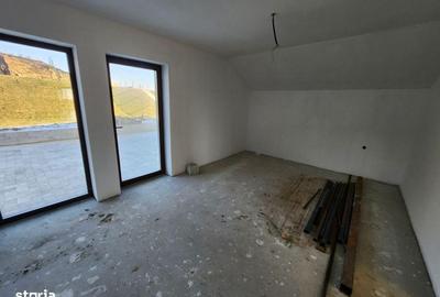 Casă cu Teren 1000 Mp în Făget - 16