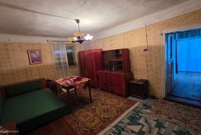 Casă cu 3 camere cu Canalizare în Aluniș - 3