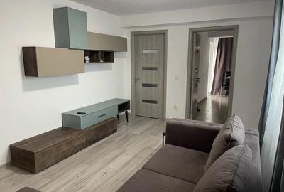Apartament cu 3 camere semidecomandat în Central - 5