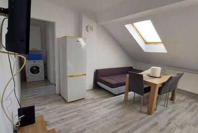 Apartament cu 2 camere decomandat în Girocului - 4