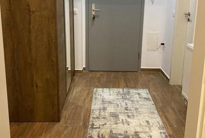 Apartament cu 2 camere decomandat în Tractorul - 4