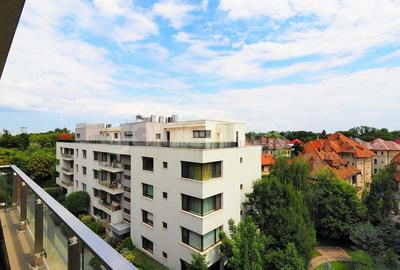Apartament cu 3 camere semidecomandat, mobilat în Kiseleff