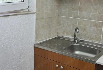 Inchiriez spa?iu comercial - 4