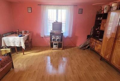 Casă cu 2 camere cu Teren 284 Mp în Albești - 4