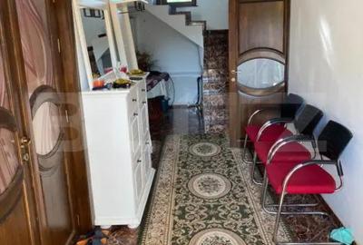 Casă cu 5 camere cu Teren 800 Mp în Central - 10