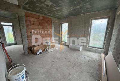 Casă cu 5 camere cu Teren 360 Mp în Rediu - 14