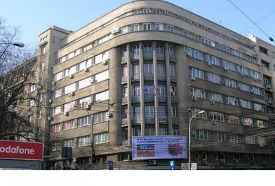 Spațiu comercial, de 1,100 mp, în Universitate - 1