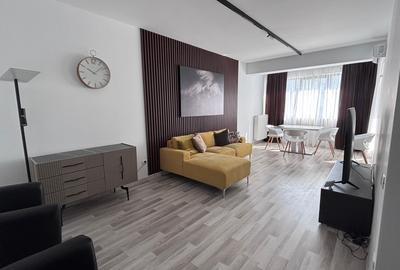 Apartament cu 3 camere decomandat, mobilat în Sud-Vest