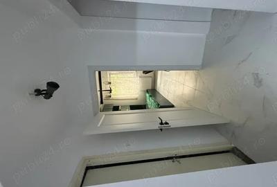 Apartament cu 3 camere decomandat în Circumvalațiunii