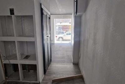 Spațiu comercial, de 36 mp, în Central - 1
