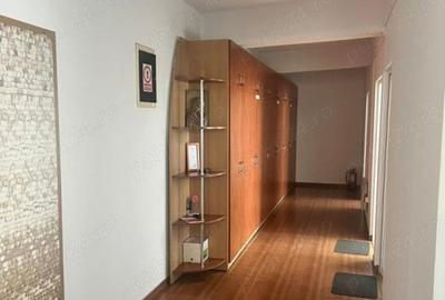 Zona Industriala, imobil birouri, P+1 - 5