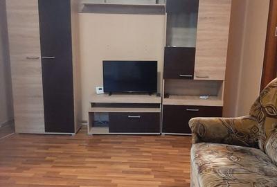 Apartament cu 2 camere semidecomandat în City Park Mall - 2