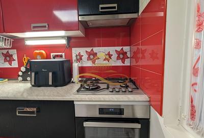 Apartament cu 3 camere decomandat în Bistrița Lac