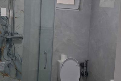 Spațiu comercial, de 65 mp, în Central - 4