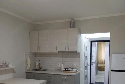 Garsonieră decomandată în Central