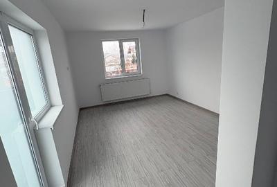 Casă individuală cu 3 camere cu Canalizare în Uiasca - 9