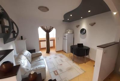 Apartament cu 3 camere decomandat în Calea Dumbrăvii