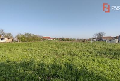 Teren Construcții intravilan de 1000 mp, în Checea - 5