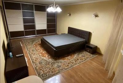 Garsonieră decomandată în Complex Studențesc