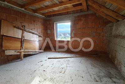 Casa 5 camere 3 bai - pivnita - terasa - 2 porti de acces CO Casa 5 camere 3 bai - pivnita - terasa - 2 porti de acces CO - 9