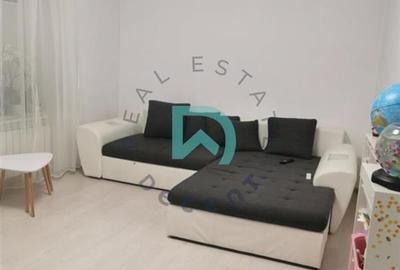 Casă individuală cu 6 camere cu Canalizare în Central - 2