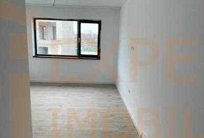 Casă individuală cu 3 camere cu Canalizare în Central - 11