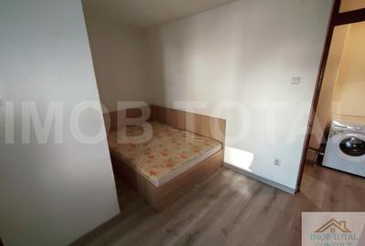 Garsoniera confort 1 etaj 3/8, Prundu Depou - 2