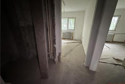 Orizont- 3 camere decomandate in renovare! - 9