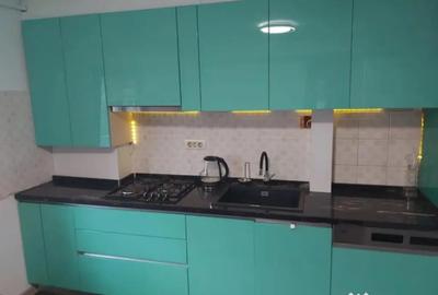 Apartament cu 4 camere decomandat în Central - 4