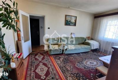 Apartament cu 2 camere semidecomandat în Micro 6 - 8