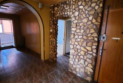 Apartament cu 4 camere decomandat în Olteniței - 25