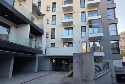 Apartament de 2 camere, parcare, bloc nou, langa Piata Constitutiei - 8