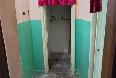 Apartament cu 2 camere decomandat în Valea Rosie - 8