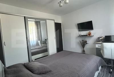 Apartament cu 2 camere, 54 mp, zona Uniri