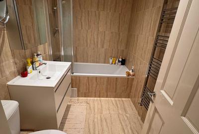 Apartament cu 3 camere decomandat în Central - 1