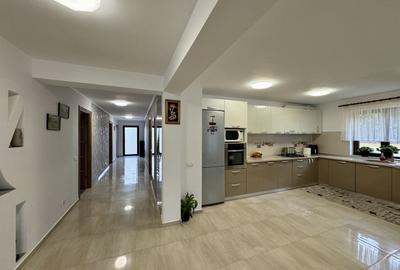 Casă individuală cu 6 camere cu Canalizare în Ghimbav Livadă - 16