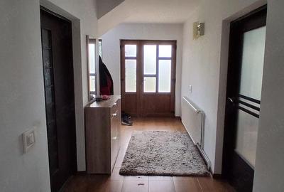 Casă cu Teren 2916 Mp în Central - 9