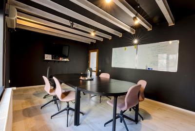 Casă individuală cu 5 camere cu Canalizare în Dorobanți - 1