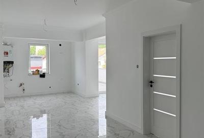 Apartament cu 3 camere, Bloc Nou, Etaj 1 ,  Burdujeni, 3c-4417 - 3