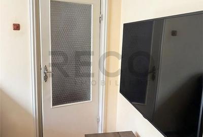 Apartament cu 3 camere semidecomandat în Nufărul - 1