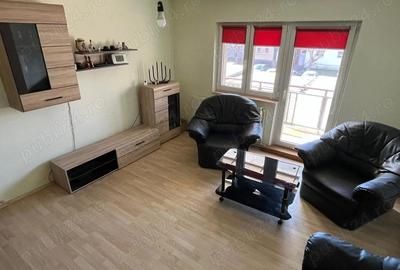 Apartament cu 4 camere decomandat în Central - 1