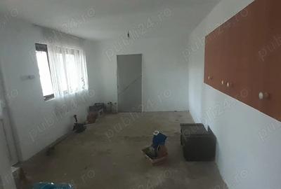 Casa centrala in Baicoi 166 mp locuin?a, 505 mp teren, vie ?i pomi fructiferi - 9