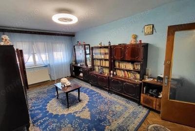 Apartament 2 camere + boxa, in Targu Jiu, cartier Traian Apartament 2 camere + boxa, in Targu Jiu, cartier Traian - 2