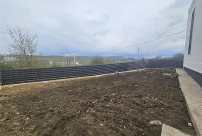 Casă cu 3 camere cu Canalizare în Bucium - 9