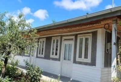 Casă individuală cu 4 camere cu Teren 7000 Mp în Șerbănești - 1