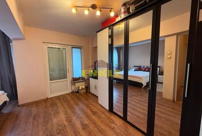 Apartament cu 3 camere decomandat în Central - 4