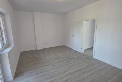 Garsonieră decomandată în Miroslava - 2