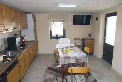 Casă cu 3 camere cu Teren 1439 Mp în Ronaț - 10