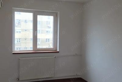 Garsoniera de vanzare, str. Crinul de Padure, zona Drumul Taberei - 5